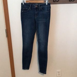 Universal Thread jeans, blue, mid rise jegging 2/26R